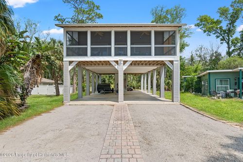1566 Indian Bay Rd, SPRING HILL, FL, 34607-3716 | Card Image