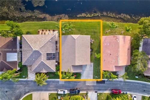 112 Caribe Ct, Greenacres, FL, 33413-2148 | Card Image