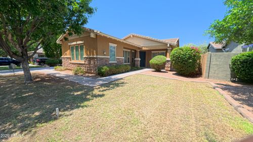 3742 E Comstock Dr, Gilbert, AZ, 85296-1897 | Card Image