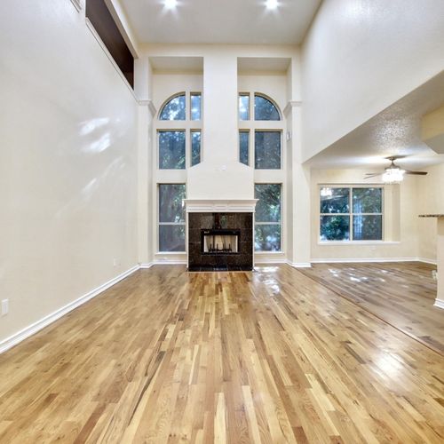 5744 Chelmsford Trl, Arlington, TX, 76018-2585 | Card Image