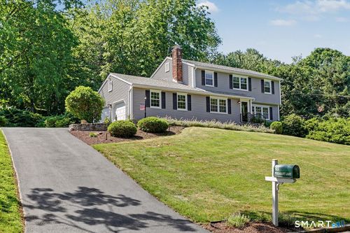 45 Pheasant Ln, Fairfield, CT, 06824-3140 | Card Image