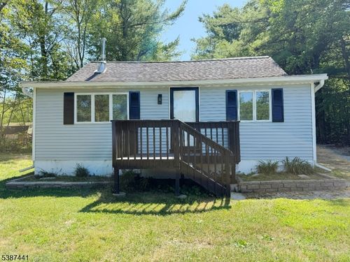 15 Forest St, Branchville, NJ, 07826-4350 | Card Image