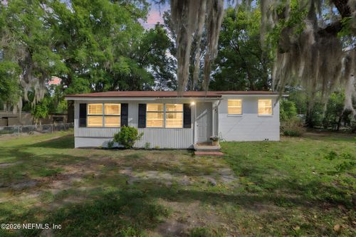 2305 Jayson Ave, JACKSONVILLE, FL, 32208-1452 | Card Image