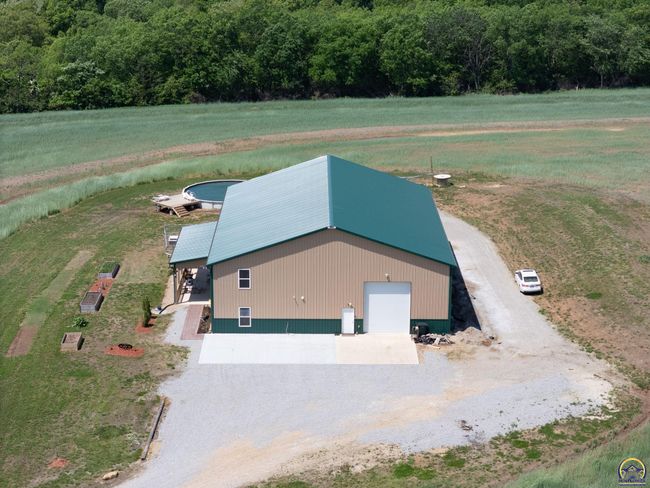 14426 110 Th St, House other with 5 bedrooms, 3 bathrooms and null parking in Oskaloosa KS | Image 74