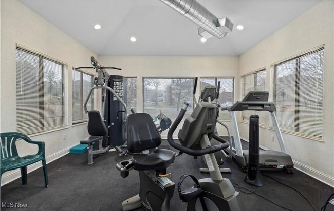 APT-110C - 3800 Rosemont Blvd, Condo with 2 bedrooms, 2 bathrooms and null parking in Fairlawn OH | Image 22