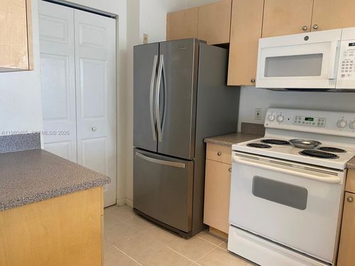 apt-107-7980 N Nob Hill Rd, Tamarac, FL, 33321-7406 | Card Image