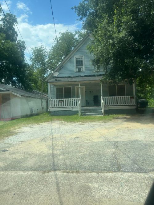 423 Whaley St, Orangeburg, SC, 29115-6842 | Card Image