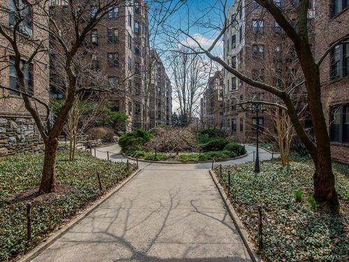 apt-131-764 Brady Ave, Bronx, NY, 10462-2706 | Card Image