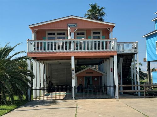 2021 Vista Dr, Crystal Beach, TX, 77650 | Card Image