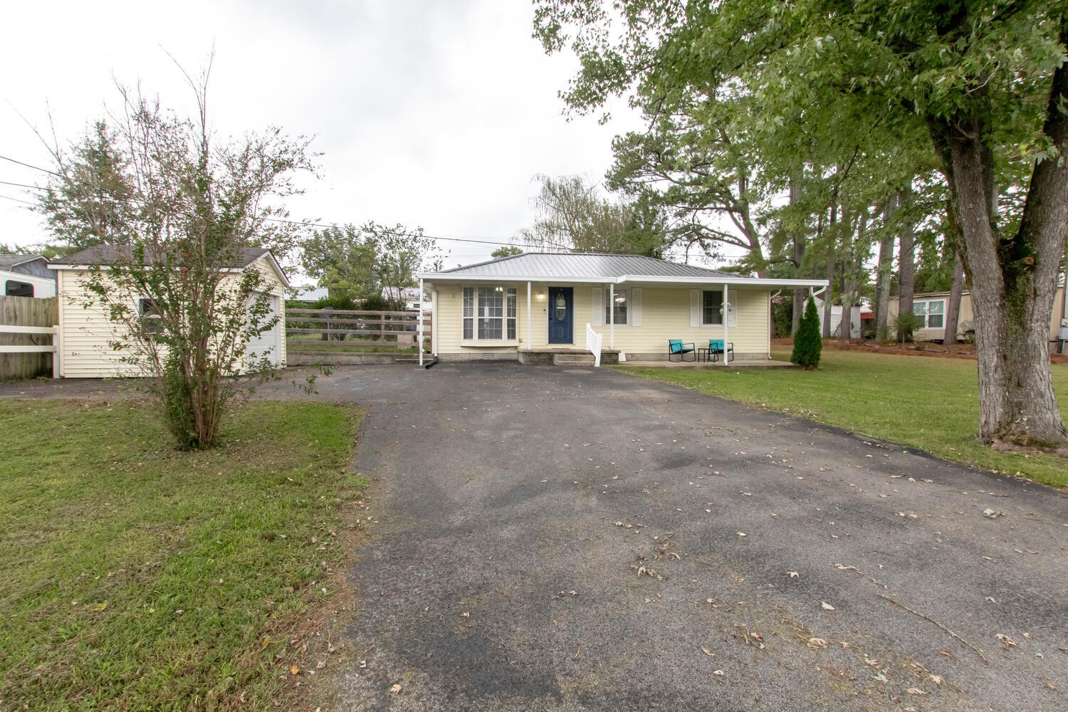 Greenbriar St, Woodbury, TN 37190