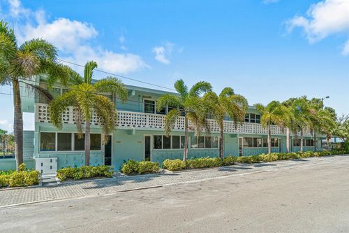2070-65 Se Spanish Trl, Boca Raton, FL, 33432-5149 | Card Image