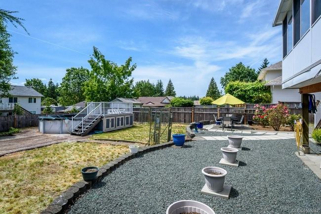 2267 Nitnat Pl, House other with 4 bedrooms, 3 bathrooms and 4 parking in Courtenay BC | Image 32