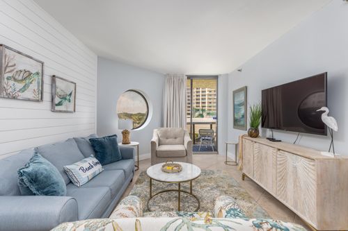 ls6-1096 Scenic Gulf Dr, Miramar Beach, FL, 32550-4028 | Card Image