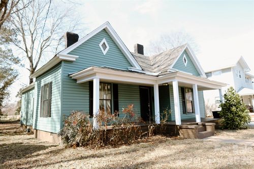 353 Ann St Nw, Concord, NC, 28025-4656 | Card Image