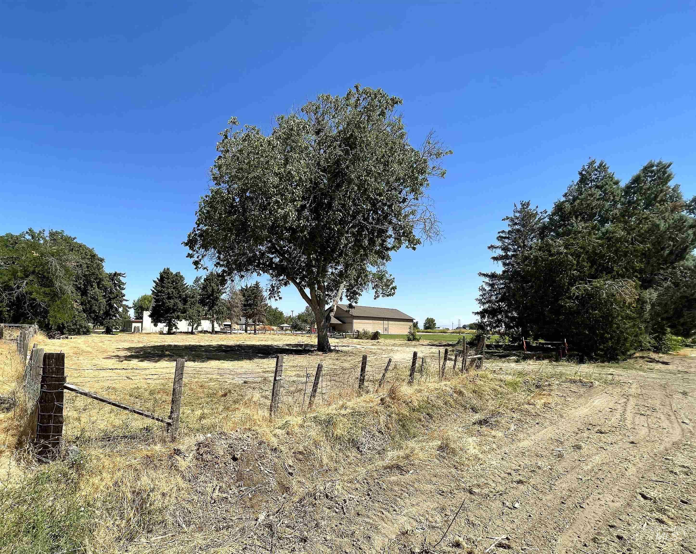 3rd St, Nampa, ID 83686