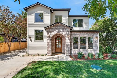 864 48th Street, Sacramento, CA, 95819 | Card Image