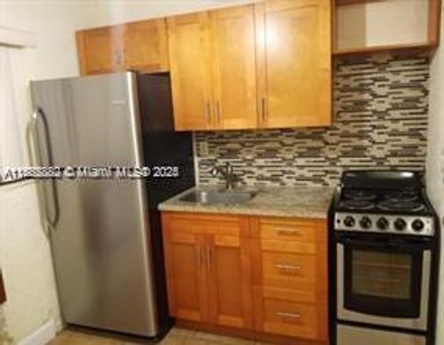 apt-2-2441 Sw 27th Ave, Miami, FL, 33145-3656 | Card Image