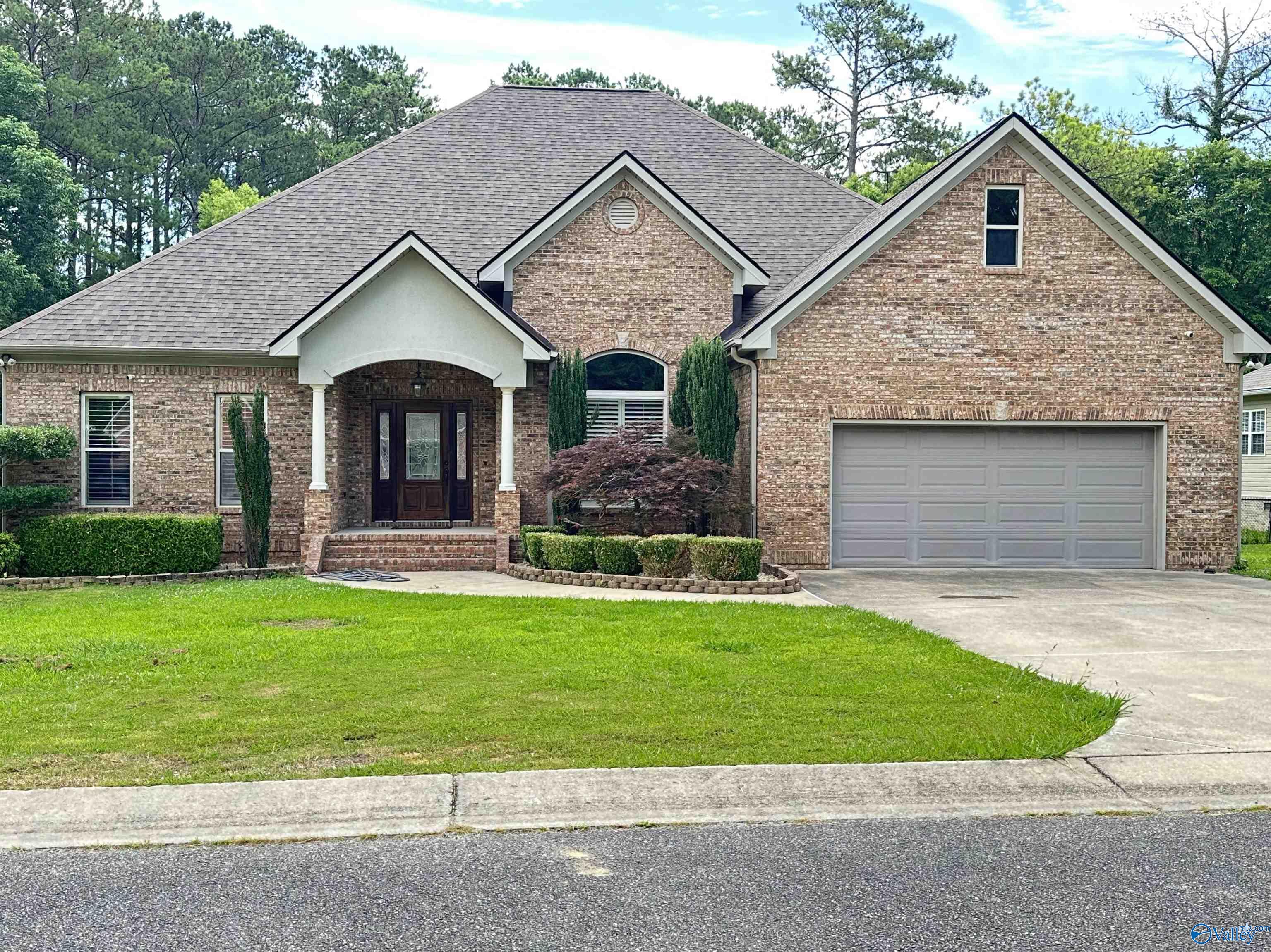 Deer Valley Pkwy, Rainbow City, AL 35906