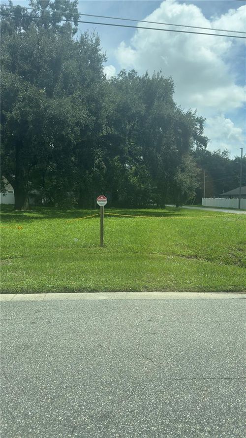 9523 2nd Ave, ORLANDO, FL, 32824-8410 | Card Image