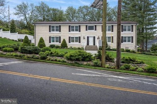 72 Francisco Ave, Little Falls, NJ, 07424-2317 | Card Image