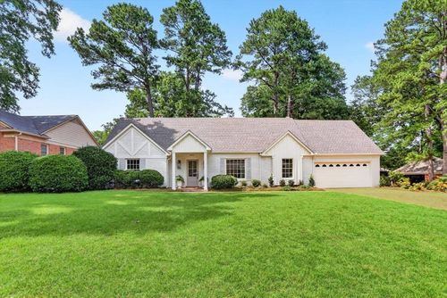 7674 Apple Valley Rd, Germantown, TN, 38138-2254 | Card Image