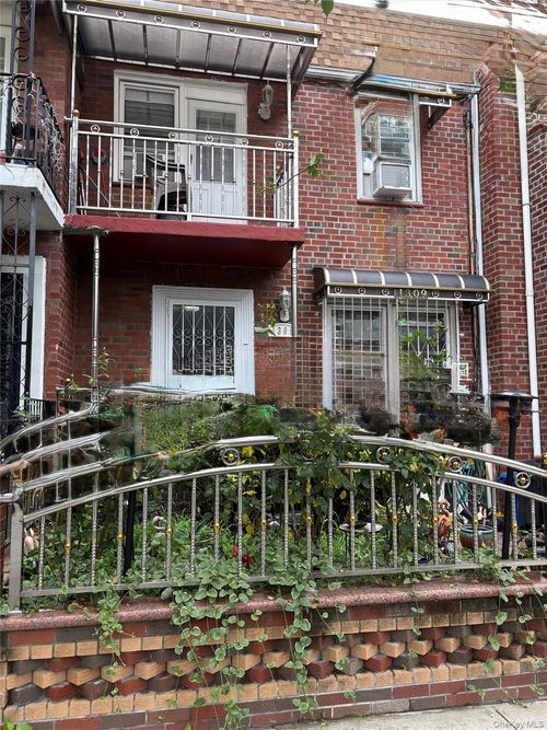 1309 E 52nd Street, New York, NY, 11234 | Card Image