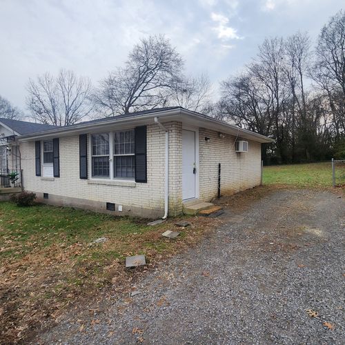 638 Anderson Ln, Madison, TN, 37115-2946 | Card Image