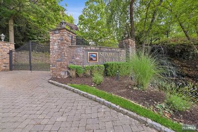 146 Summit Ridge, Townhouse with 2 bedrooms, 2 bathrooms and null parking in Pompton Lakes NJ | Image 1