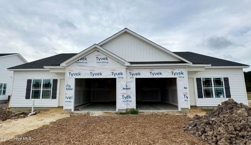 a-4401 Laurel Ridge Dr, Greenville, NC, 27834-2551 | Card Image