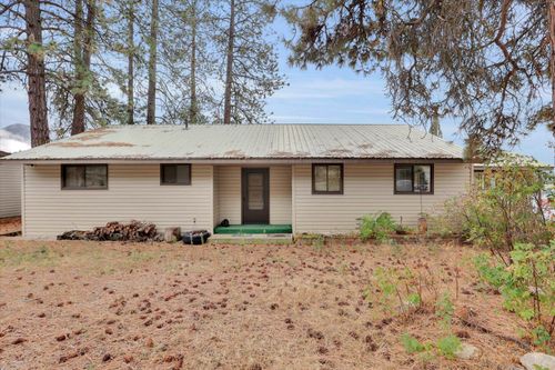 407992 Highway 20, Cusick, WA, 99119-9612 | Card Image