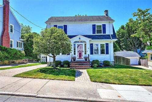 40 Lafayette St, Pawtucket, RI, 02860-6122 | Card Image