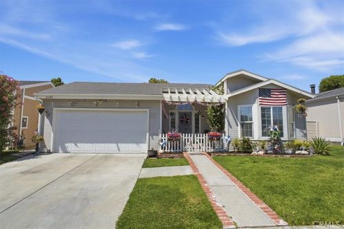 20147 Edgewater Dr, Canyon Country, CA, 91351-5775 | Card Image