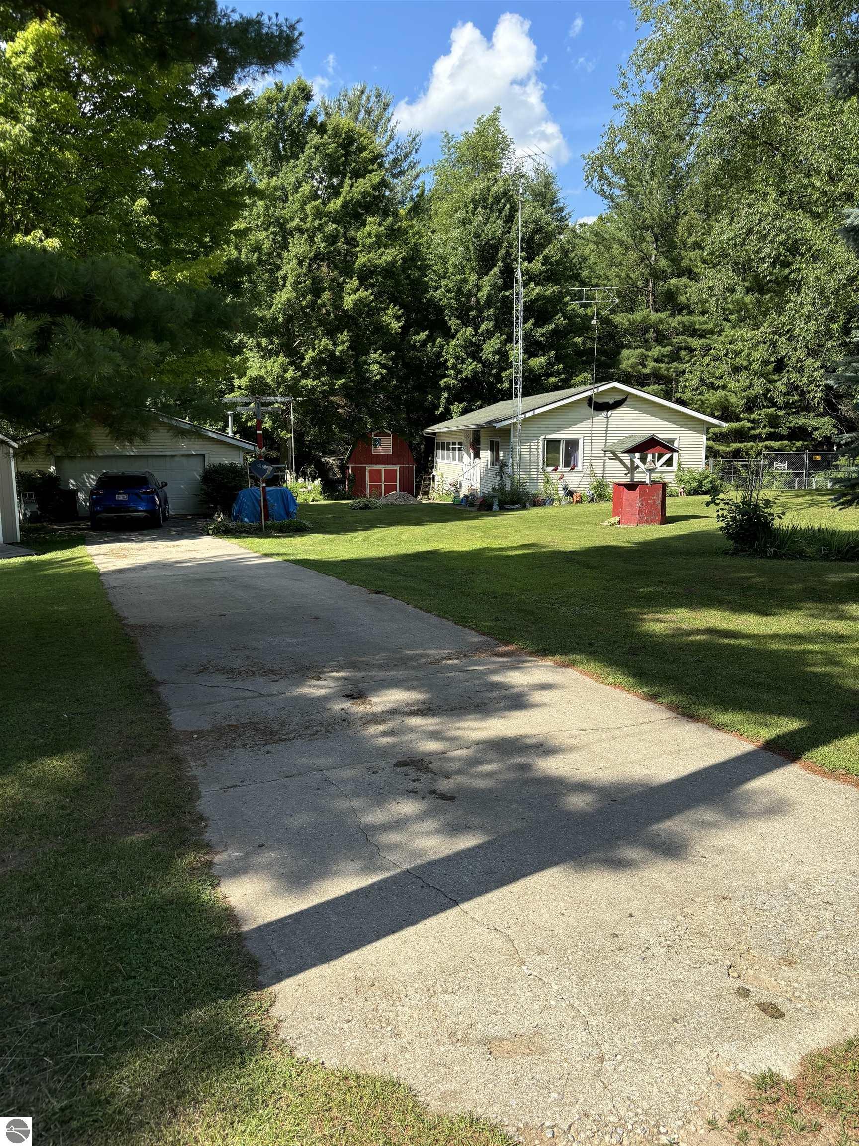 Windoga Lake Dr, Weidman, MI 48893