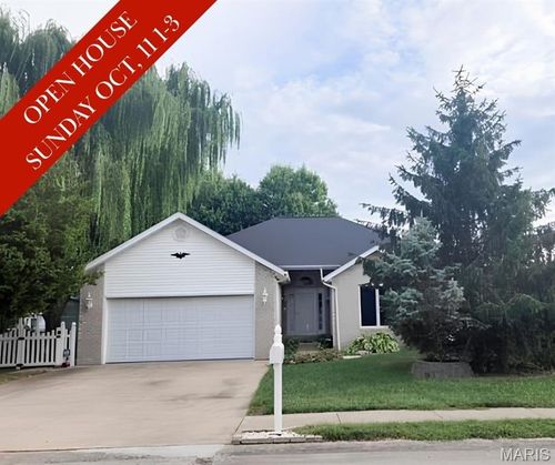 150 Falcon Dr, Highland, IL, 62249-3063 | Card Image