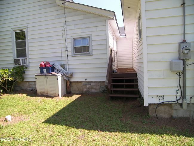 223 E Railroad St, Home with 2 bedrooms, 2 bathrooms and null parking in Spring Hope NC | Image 5