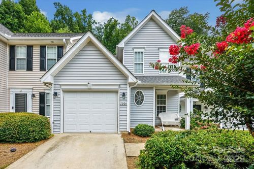 15-2006 Bluffview Dr, Winston Salem, NC, 27127-5779 | Card Image