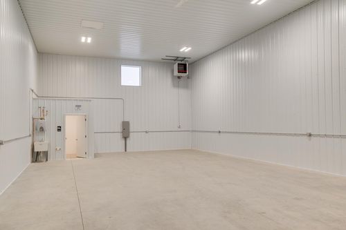 1-5598 13th Ave N, Fargo, ND, 58102-2851 | Card Image