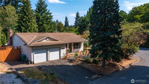 10722 Ne 142nd St, Kirkland, WA, 98034-4408 | Card Image