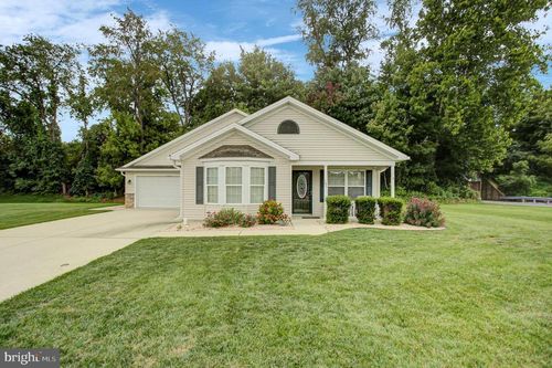 101 Colonial Ct, SHIPPENSBURG, PA, 17257-9586 | Card Image