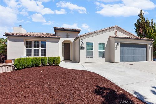 963 Vista Cerro Dr, Paso Robles, CA, 93446-5802 | Card Image