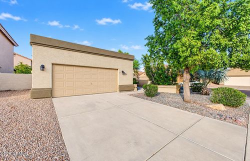 4354 E Dry Creek Rd, Phoenix, AZ, 85044-6139 | Card Image