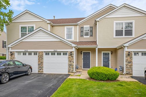 2015 Limestone Ln, Carpentersville, IL, 60110-1239 | Card Image