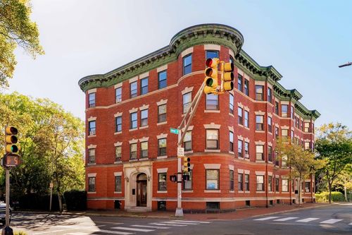 apt-7-276 Harvard St, Cambridge, MA, 02139-2535 | Card Image