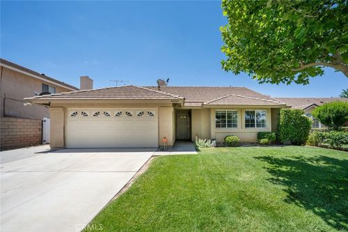 44029 Calston, Lancaster, CA, 93535 | Card Image