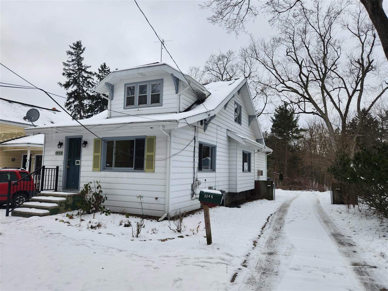 Oakland Dr, Kalamazoo, MI 49008
