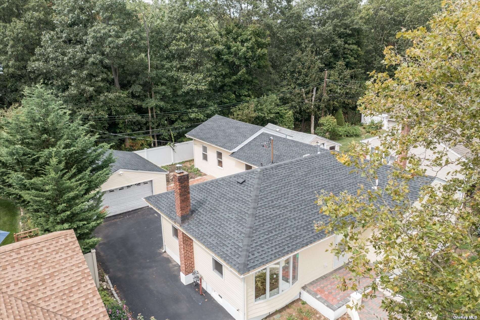 1389 Apple Lane, For Sale in East Meadow Zoocasa