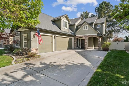 2917 E Shadowband St, Eagle, ID, 83616 | Card Image