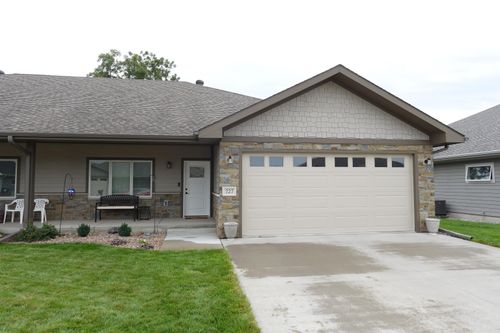 727 3rd Street, Columbus, NE, 68601 | Card Image
