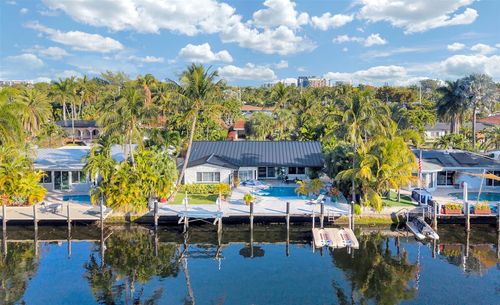 2116 Ne 25th St, Wilton Manors, FL, 33305-1530 | Card Image