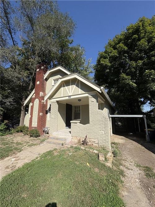 1830 E 67th Ter, Kansas City, MO, 64132-2954 | Card Image